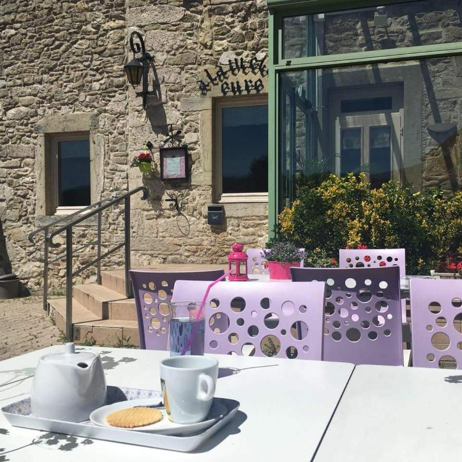 Auberge A La Vieille Cure Arandas Exterior photo